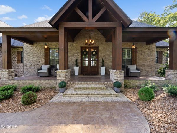 6419 N Highway 70 , Crossville, TN 38571