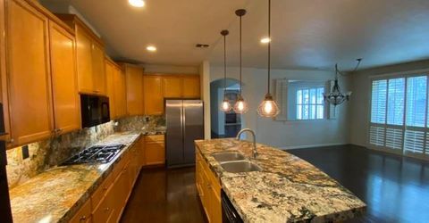 379 John Kamps Way, Ripon, CA 95366 Photo