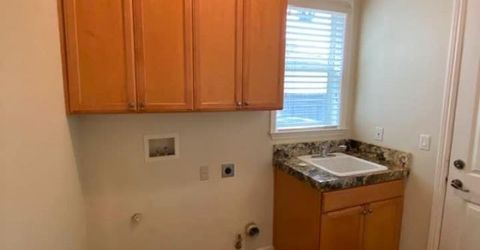 379 John Kamps Way, Ripon, CA 95366 Photo