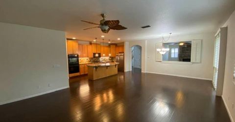 379 John Kamps Way, Ripon, CA 95366 Photo