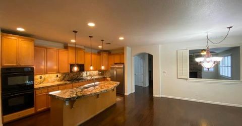 379 John Kamps Way, Ripon, CA 95366 Photo