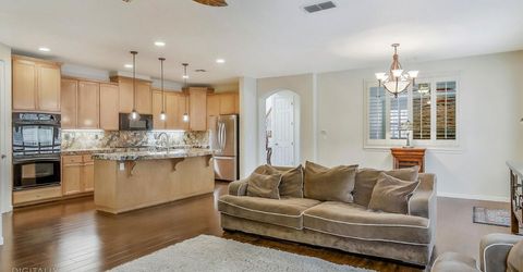 379 John Kamps Way, Ripon, CA 95366 Photo