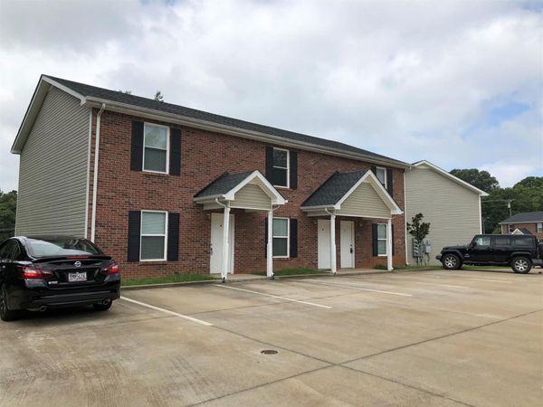 512 Peachers Ridge Unit 2B, Clarksville, TN 37043