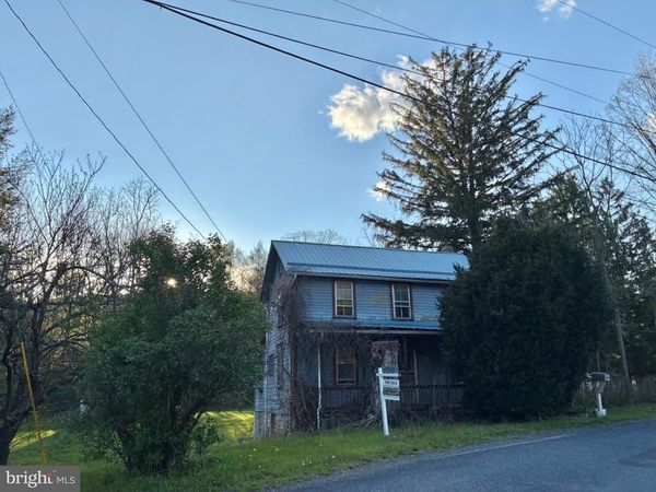 201 HOOVER ROAD, WATERFALL, PA 16689
