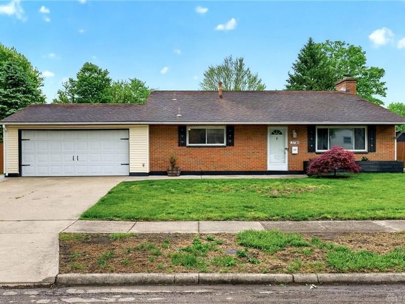 2730 Santa Rosa Drive, Kettering, OH 45440 Photo 1
