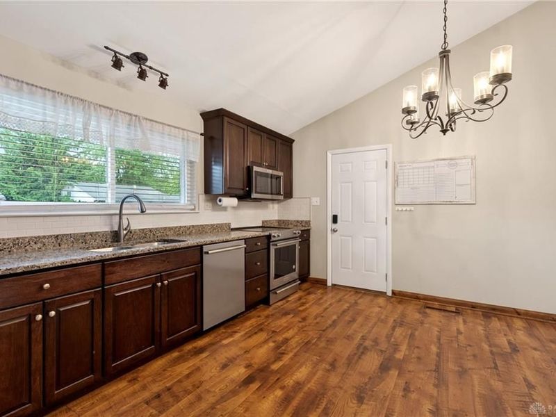 2730 Santa Rosa Drive, Kettering, OH 45440 Photo 11