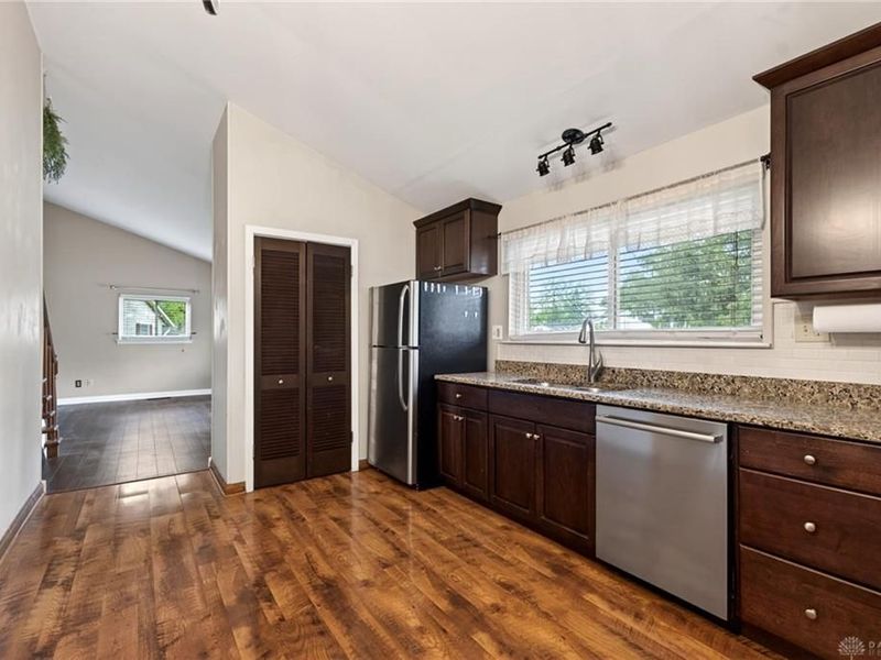 2730 Santa Rosa Drive, Kettering, OH 45440 Photo 14