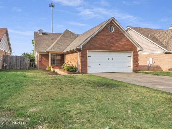 1748 Thomas Street, Horn Lake, MS 38637