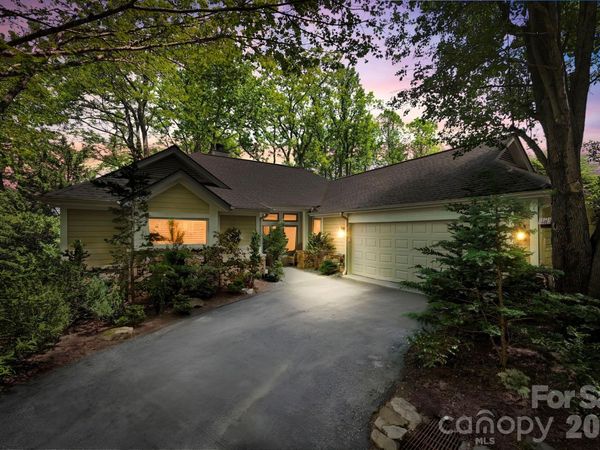 8 Spring Ridge Lane , Hendersonville, NC 28739