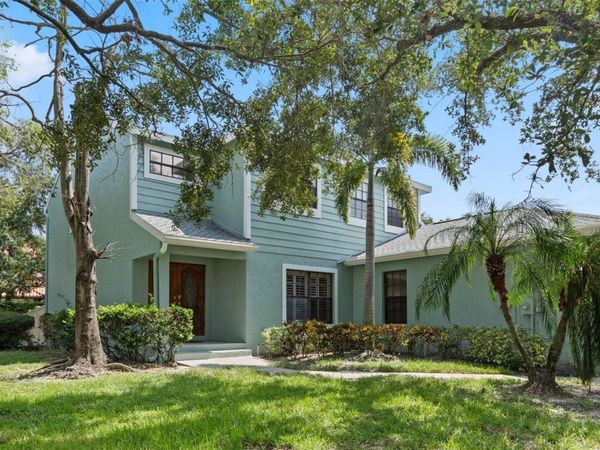 1092 SANABEL COURT NE, ST PETERSBURG, FL 33702