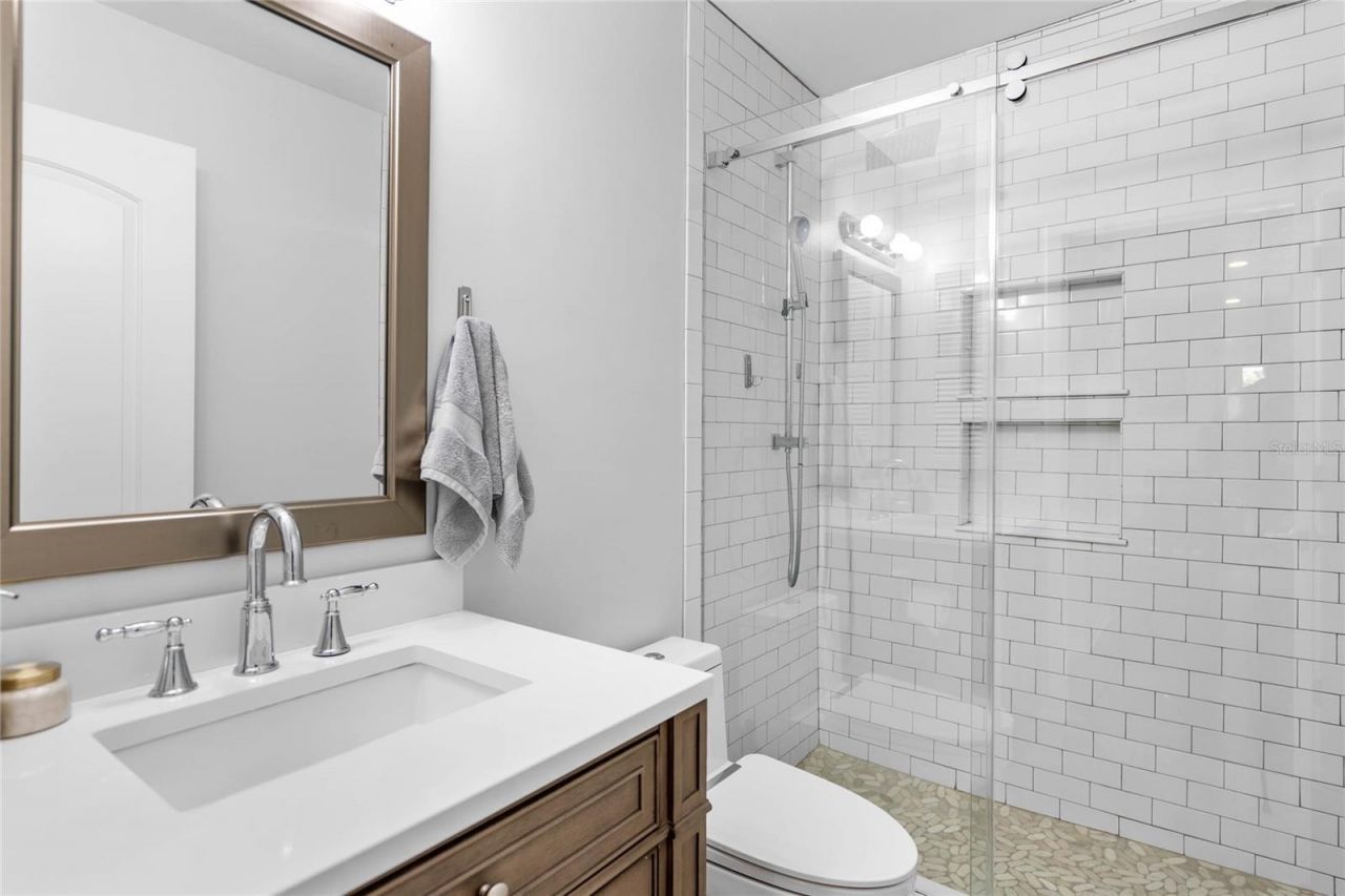 1092 Sanabel Court Ne, Saint Petersburg, FL 33702 Photo