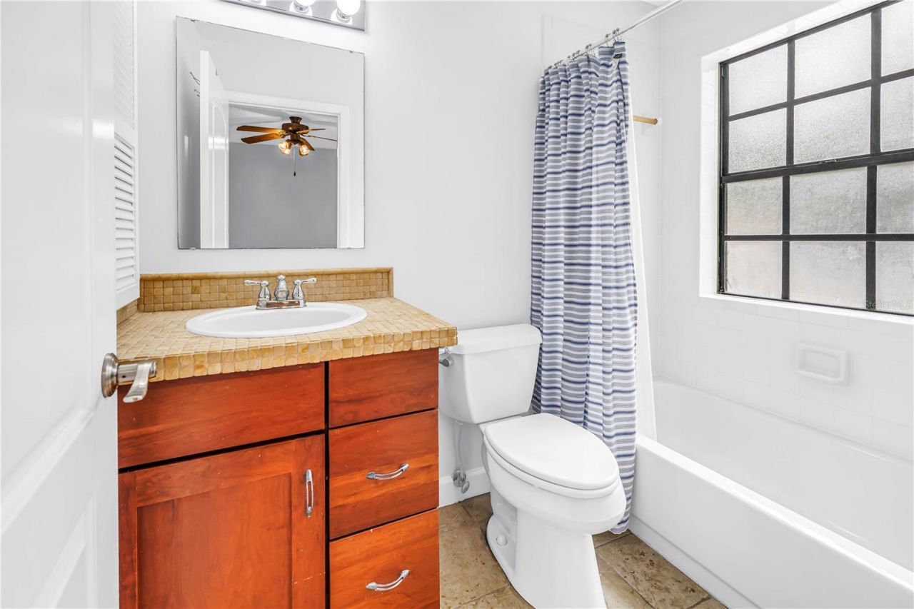 1092 Sanabel Court Ne, Saint Petersburg, FL 33702 Photo