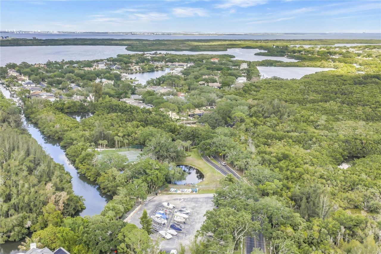 1092 Sanabel Court Ne, Saint Petersburg, FL 33702 Photo