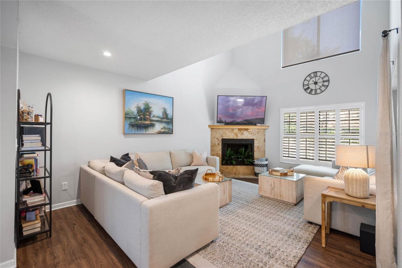 1092 Sanabel Court Ne, Saint Petersburg, FL 33702 Photo
