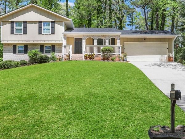 4329 Cedar Ridge Trail , Stone Mountain, GA 30083