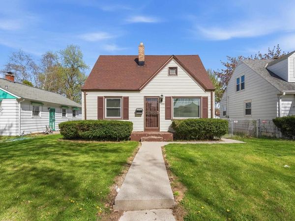 3930 70TH STREET, Milwaukee, WI 53216