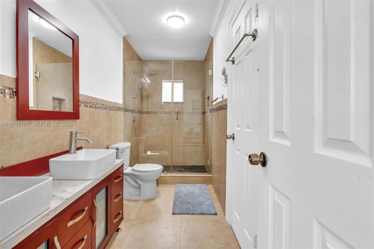 340 W 55th St , Hialeah, FL 33012 Photo