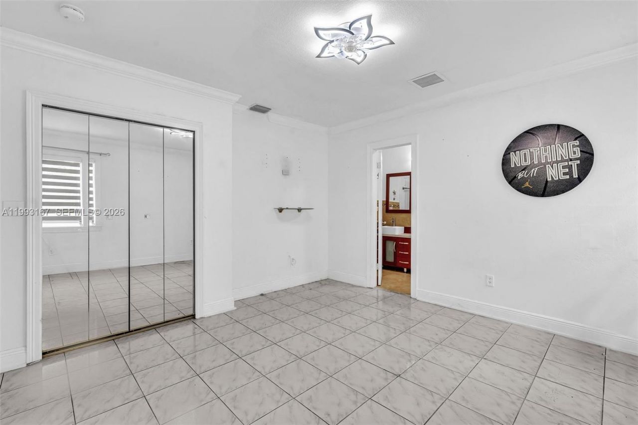 340 W 55th St , Hialeah, FL 33012 Photo