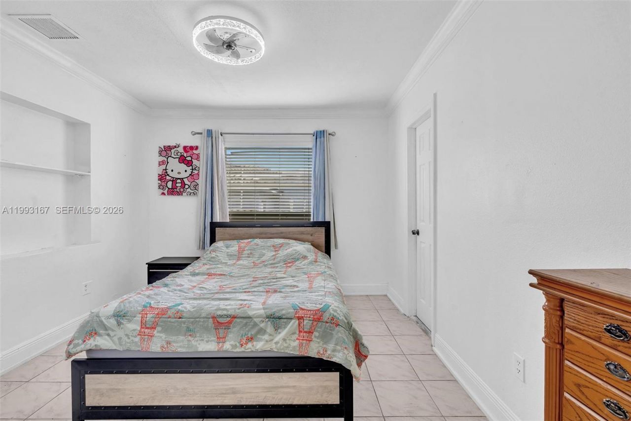 340 W 55th St , Hialeah, FL 33012 Photo