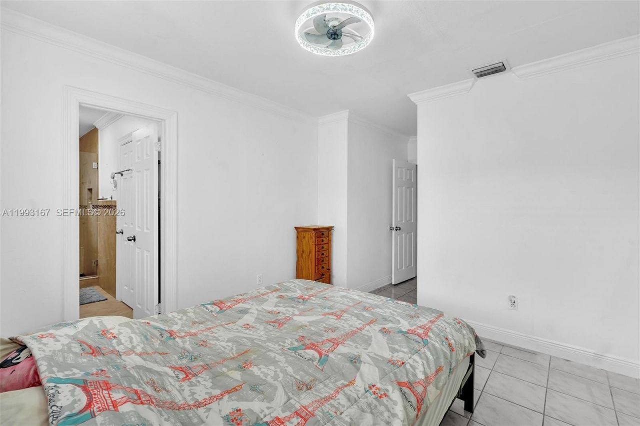 340 W 55th St , Hialeah, FL 33012 Photo