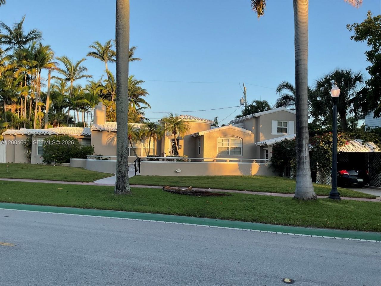 4320 Royal Palm Ave, Miami Beach, FL 33140 Photo