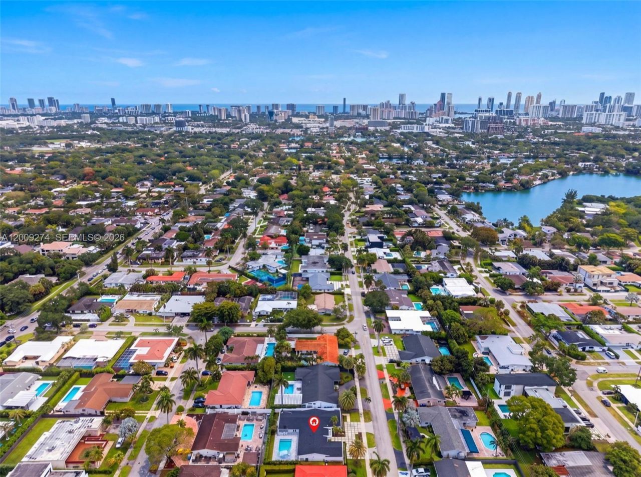 1865 NE 197th Ter , Miami, FL 33179 Photo