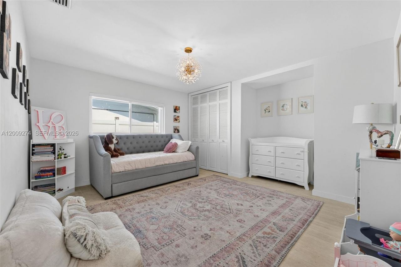 1865 NE 197th Ter , Miami, FL 33179 Photo