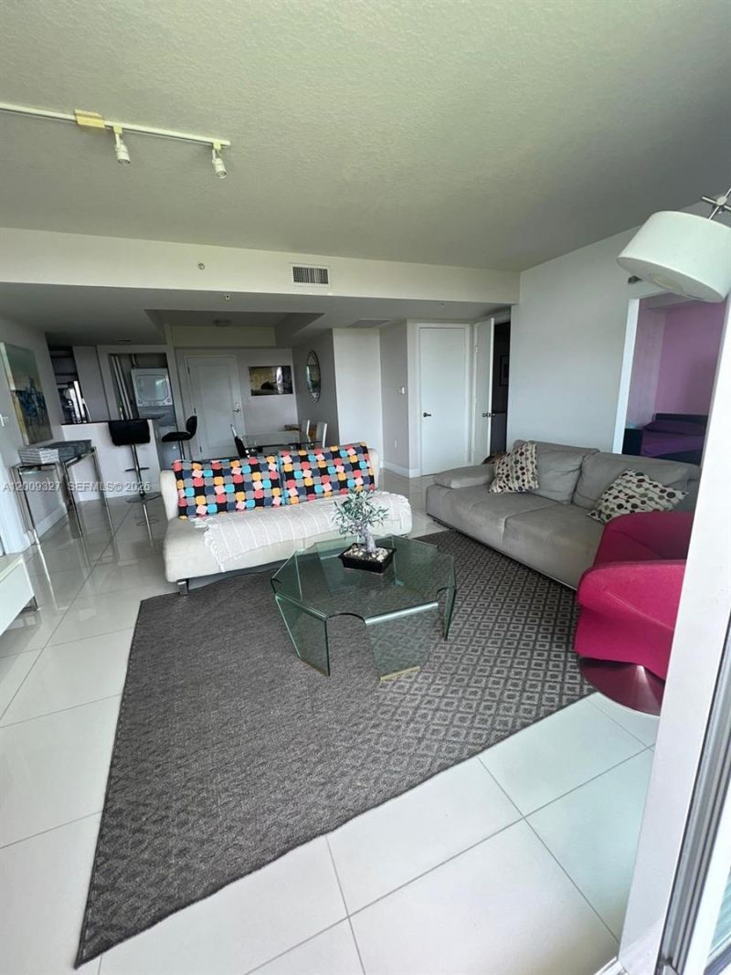 1861 NW S River Dr, Unit 1408, Miami, FL 33125 Photo