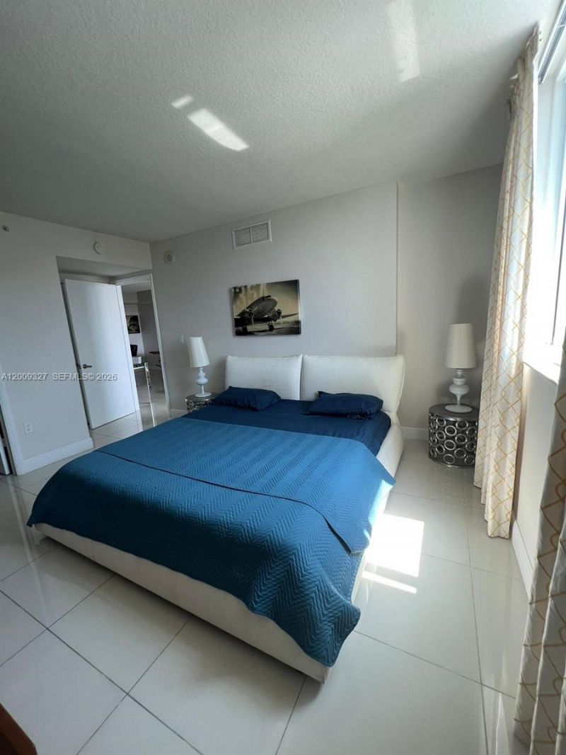 1861 NW S River Dr, Unit 1408, Miami, FL 33125 Photo
