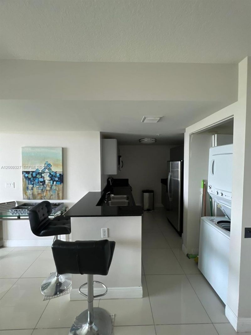 1861 NW S River Dr, Unit 1408, Miami, FL 33125 Photo