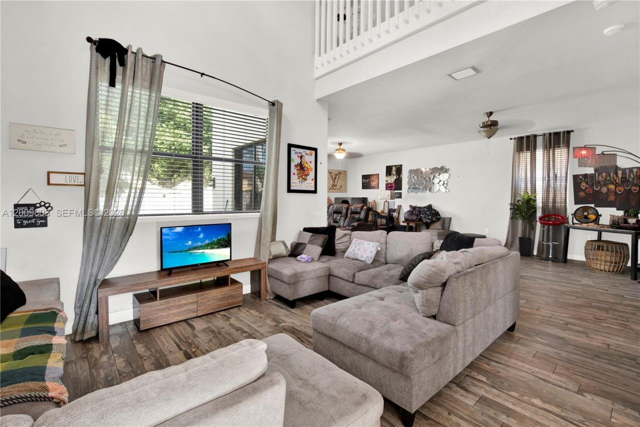560 SE 33rd Ter , Homestead, FL 33033 Photo