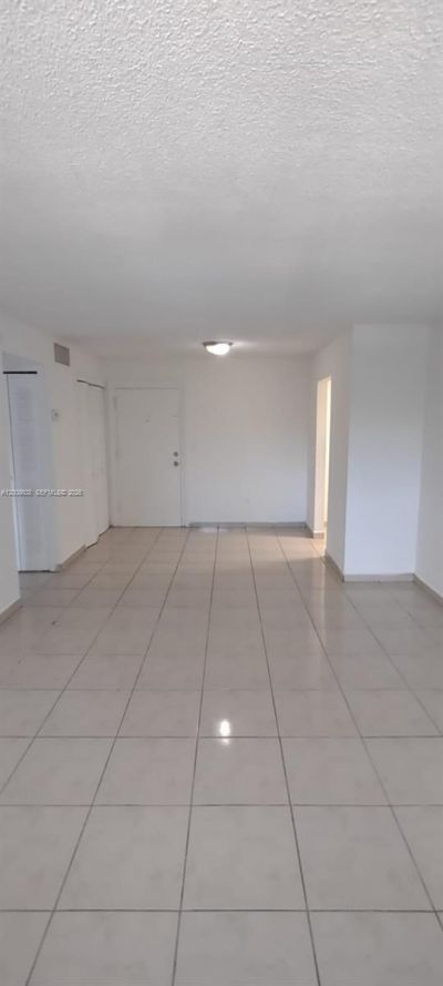 606 W 81st St , Unit 309, Hialeah, FL 33014 Photo