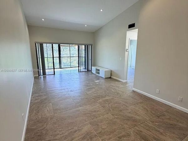 2067 SW 15th St, Unit 230, Deerfield Beach, FL 33442