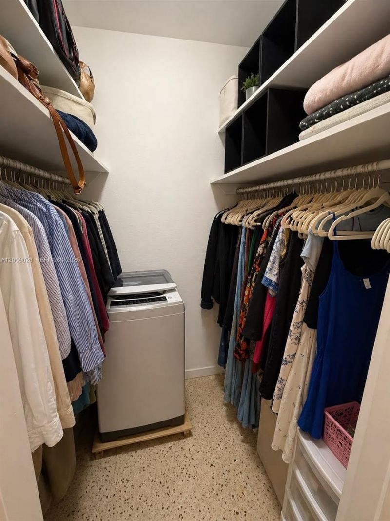 40 Salamanca Ave , Unit 8, Coral Gables, FL 33134 Photo