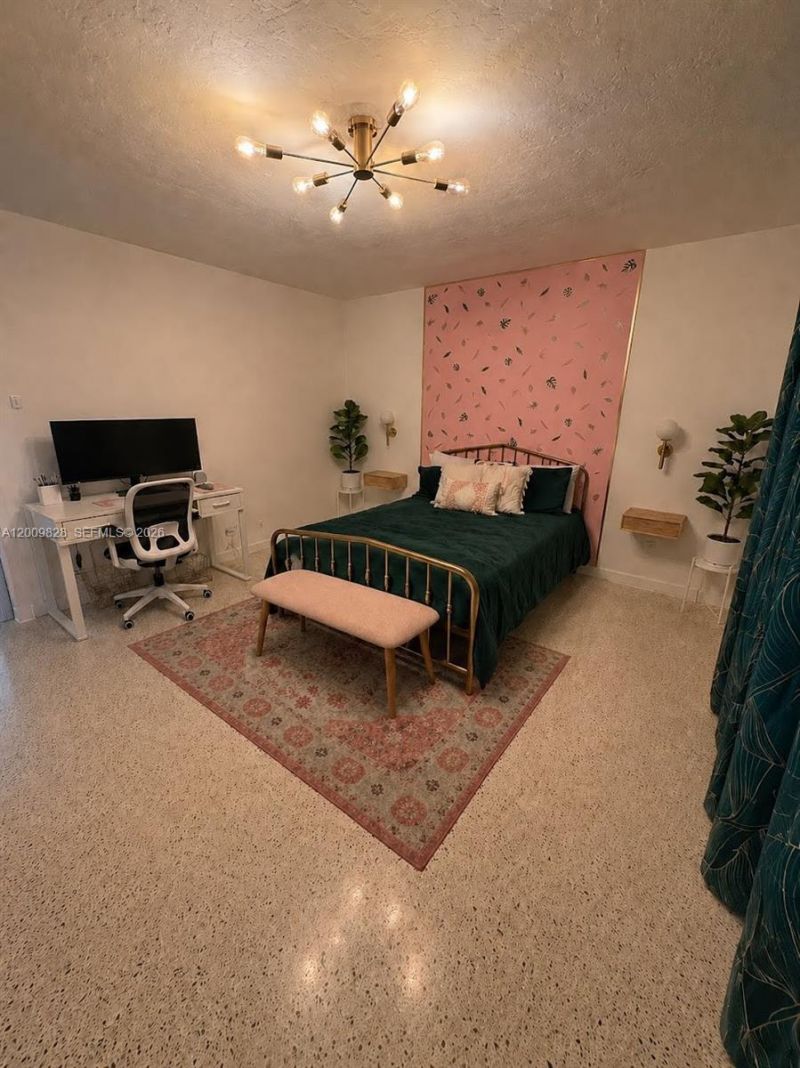 40 Salamanca Ave , Unit 8, Coral Gables, FL 33134 Photo