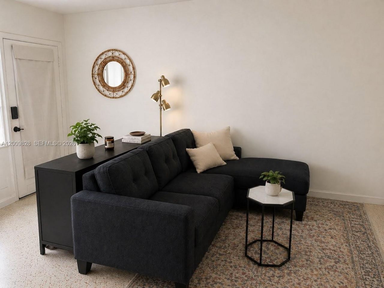 40 Salamanca Ave , Unit 8, Coral Gables, FL 33134 Photo