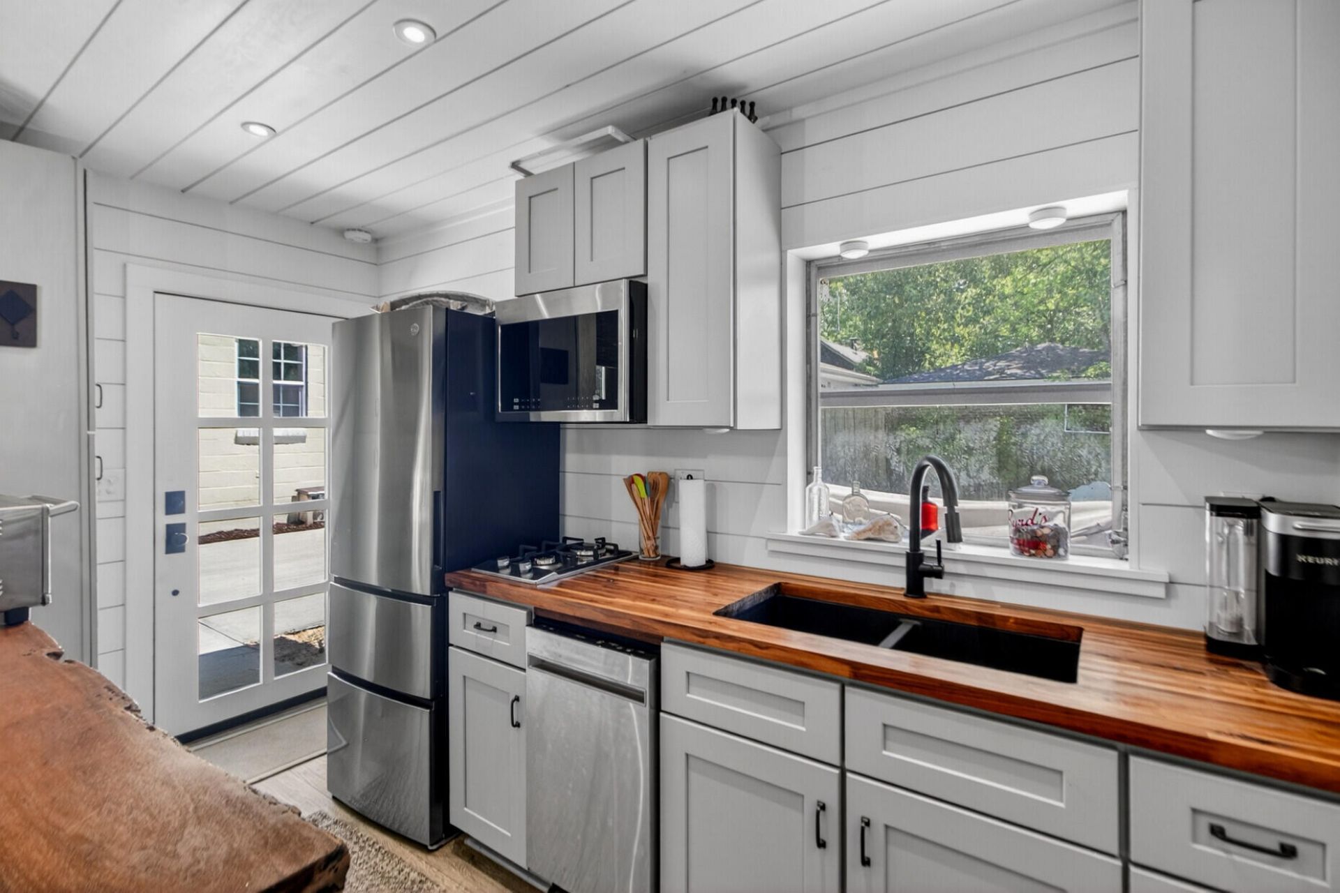 537 Saint Andrews Boulevard Photo 37