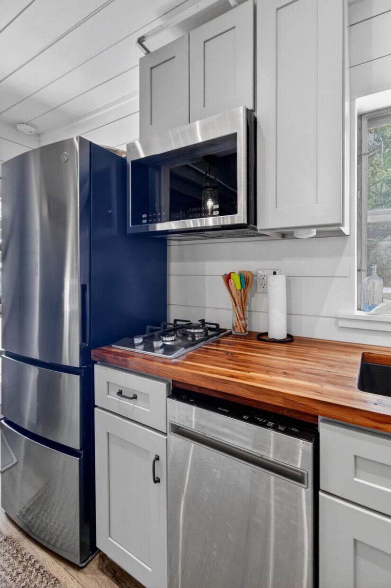 537 Saint Andrews Boulevard Photo 40