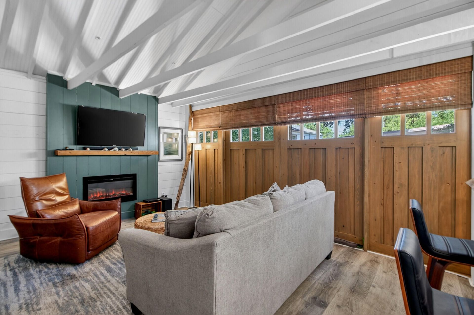 537 Saint Andrews Boulevard Photo 41