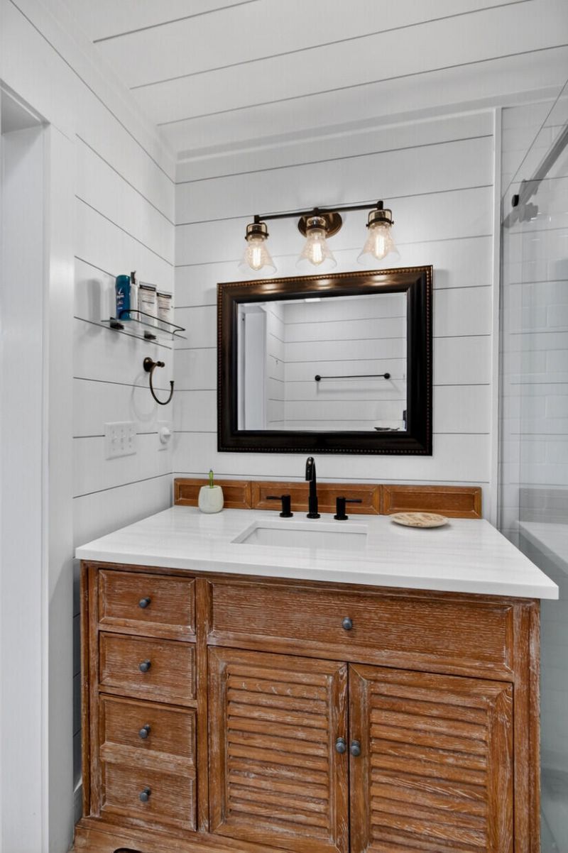 537 Saint Andrews Boulevard Photo 46