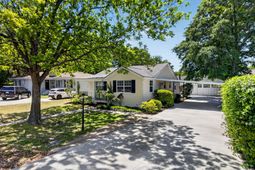 537 Saint Andrews Boulevard photo 4