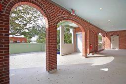 2000 Reynolds Avenue photo 4