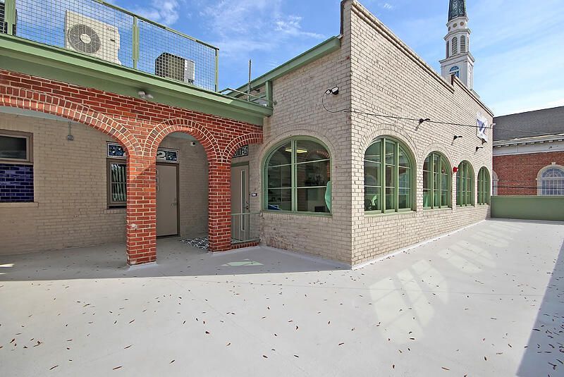 2000 Reynolds Avenue Photo 23