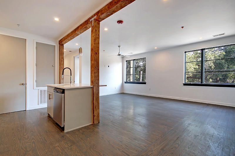 2000 Reynolds Avenue Photo 5