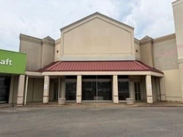 1800-1804 MACARTHUR Drive , Alexandria, LA 71301