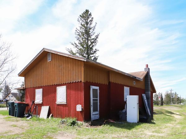 65 Eldredge Street E, Motley, MN 56466