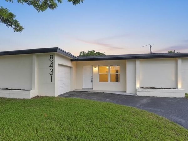 8431 NW 27th Place, Sunrise, FL 33322