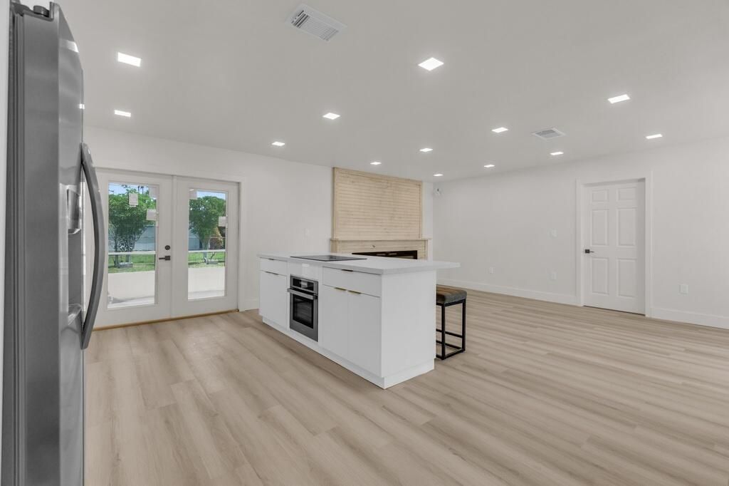 8431 NW 27th Place, Sunrise, FL 33322 Photo