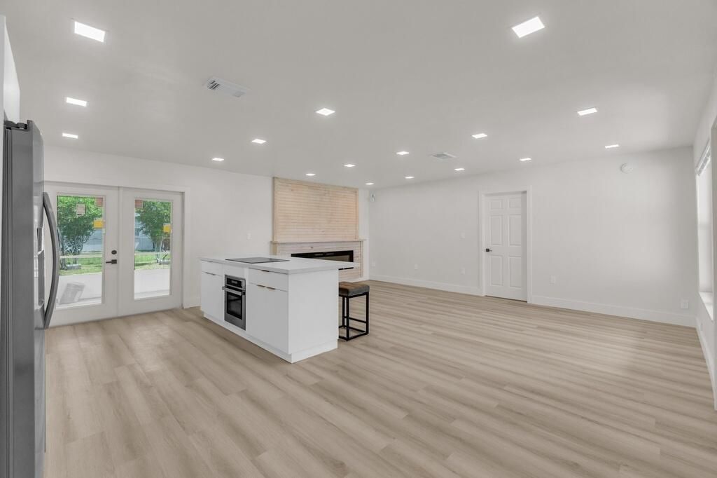 8431 NW 27th Place, Sunrise, FL 33322 Photo
