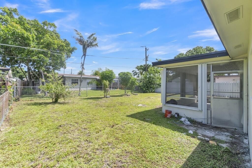 8431 NW 27th Place, Sunrise, FL 33322 Photo